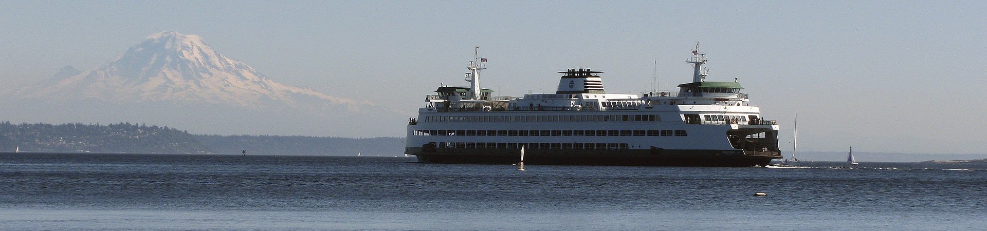 Seattle Ferry and Rainier